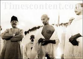 مولانا ابوالڪلام آزاد مهاتما گانڌيءَ سان 